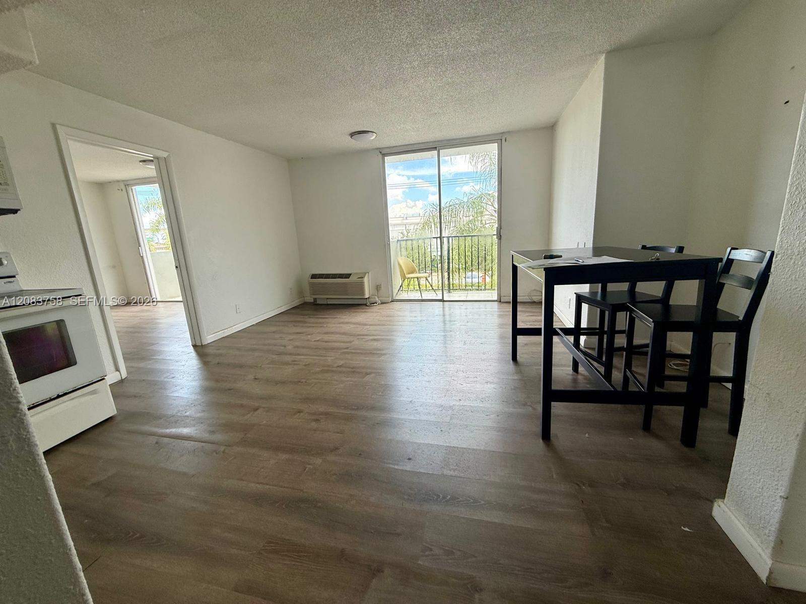 16450 NW 2