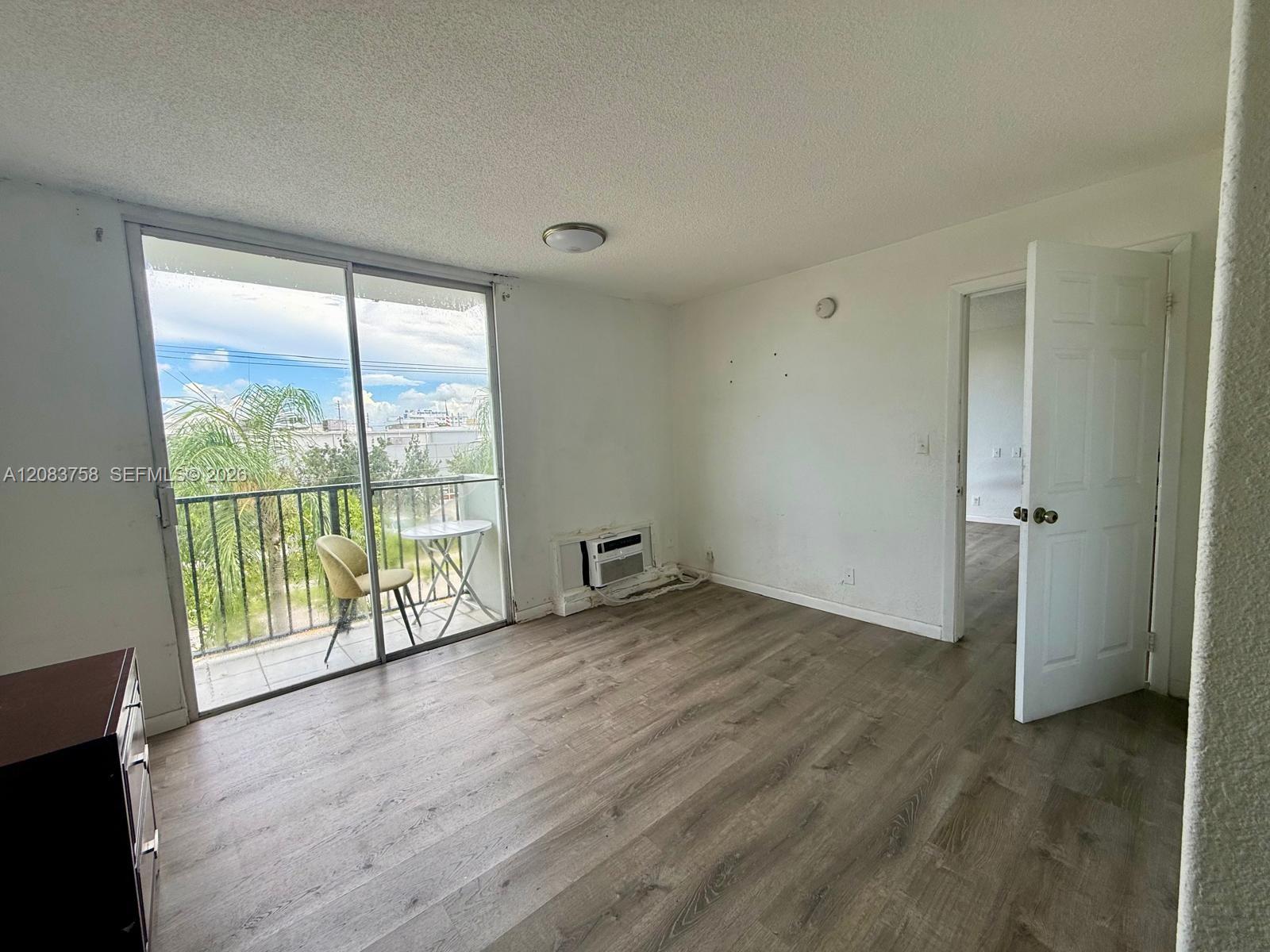 16450 NW 2