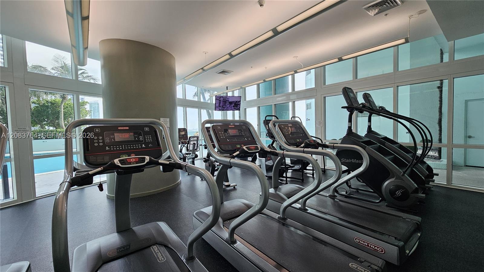 1900 N Bayshore Drive