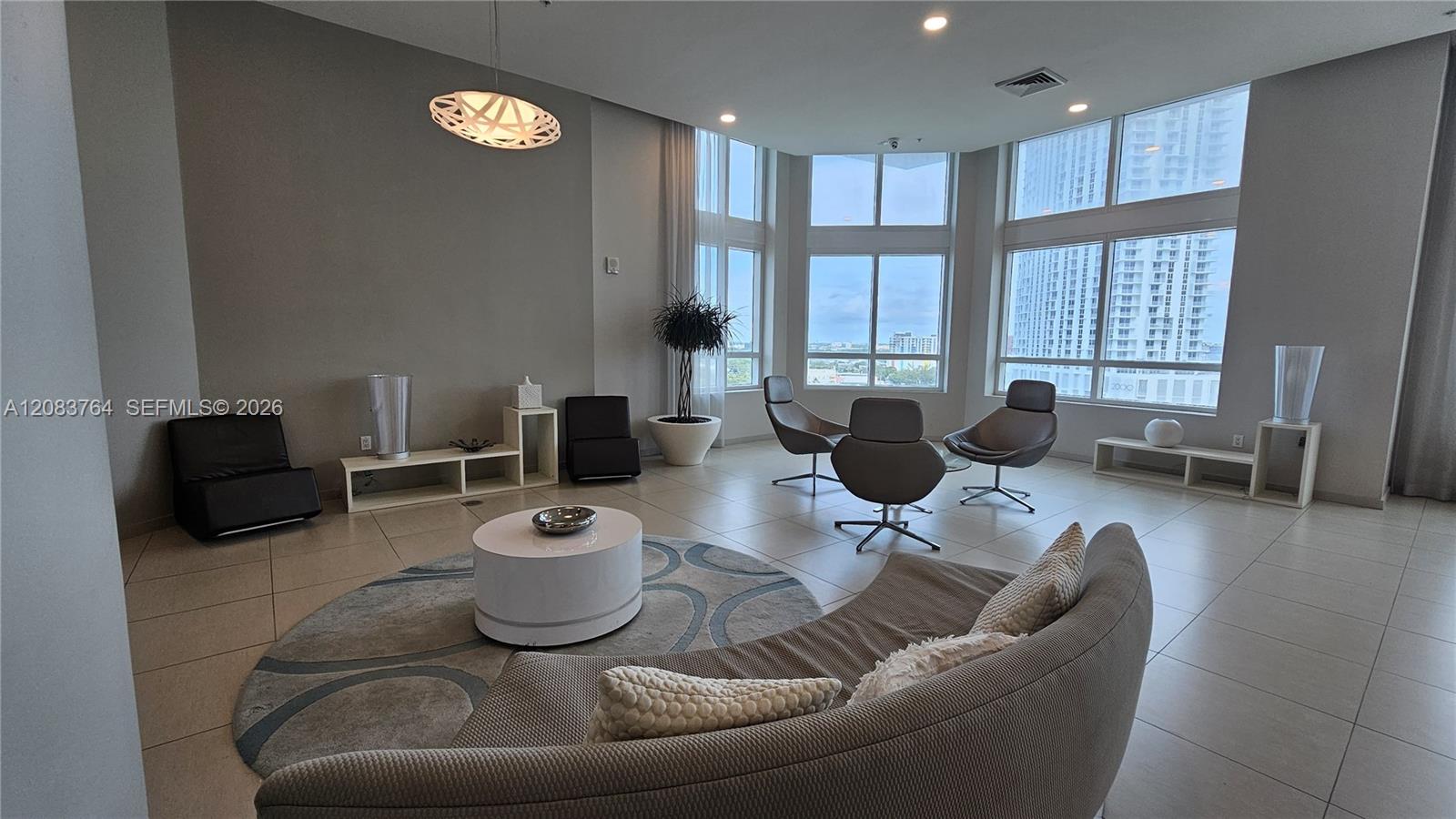 1900 N Bayshore Drive