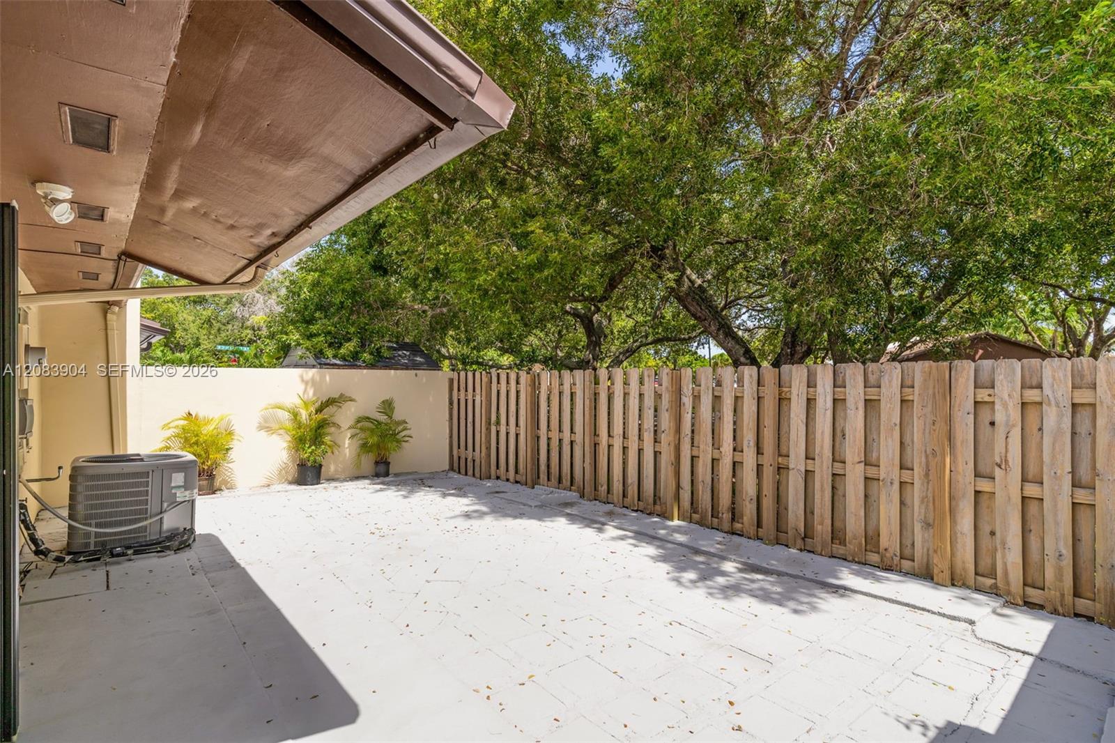13962 SW 52 Lane