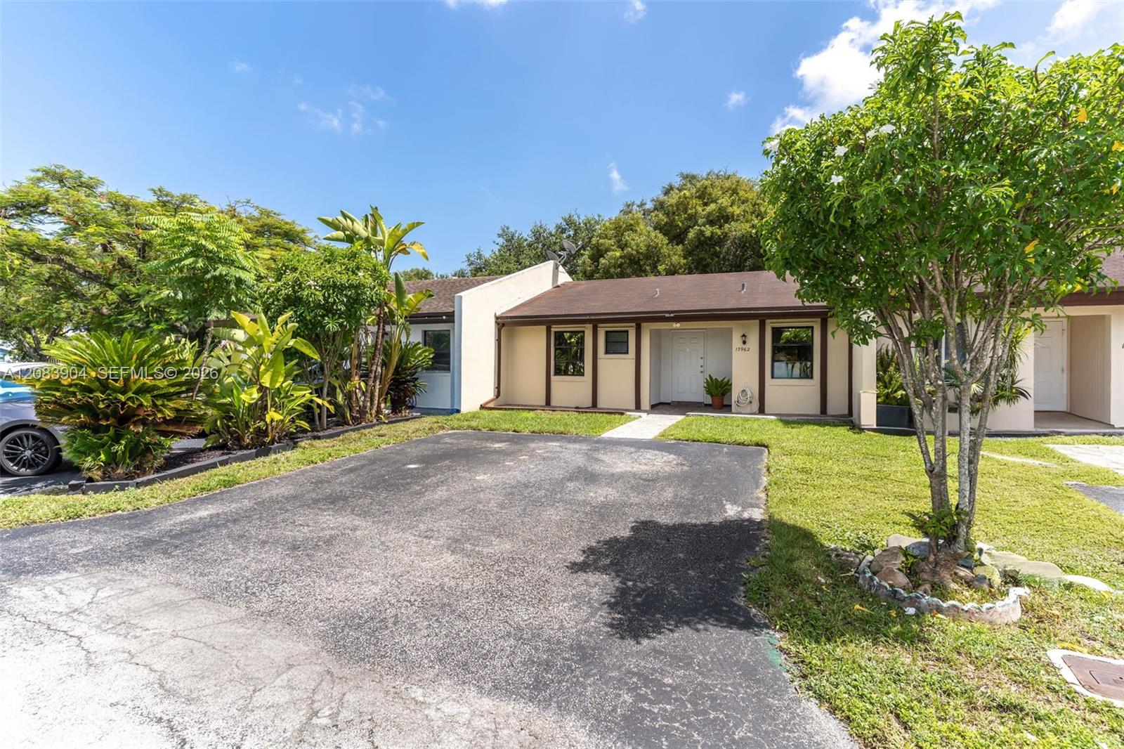 13962 SW 52 Lane