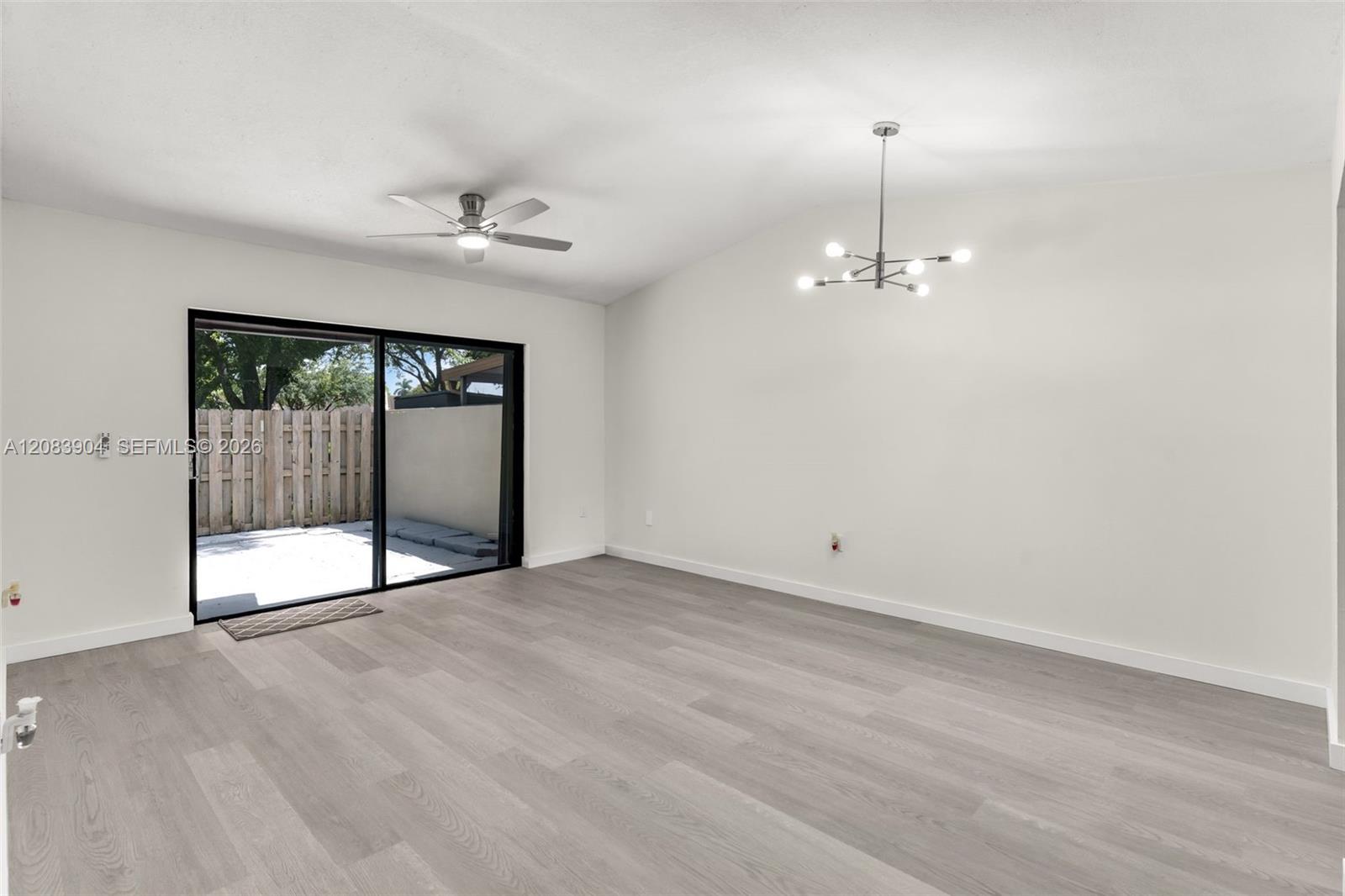 13962 SW 52 Lane