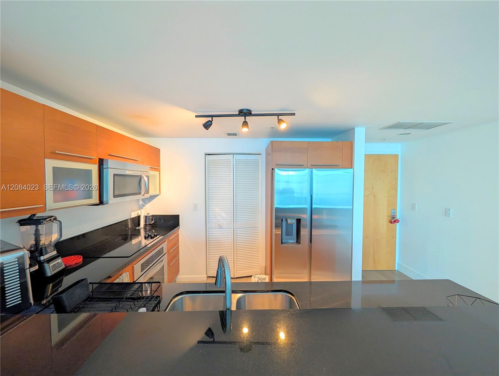 253 NE 2nd Street