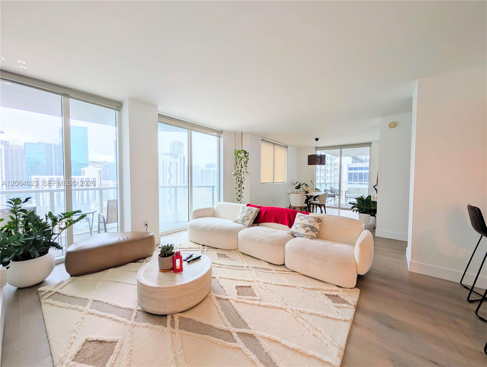 253 NE 2nd Street