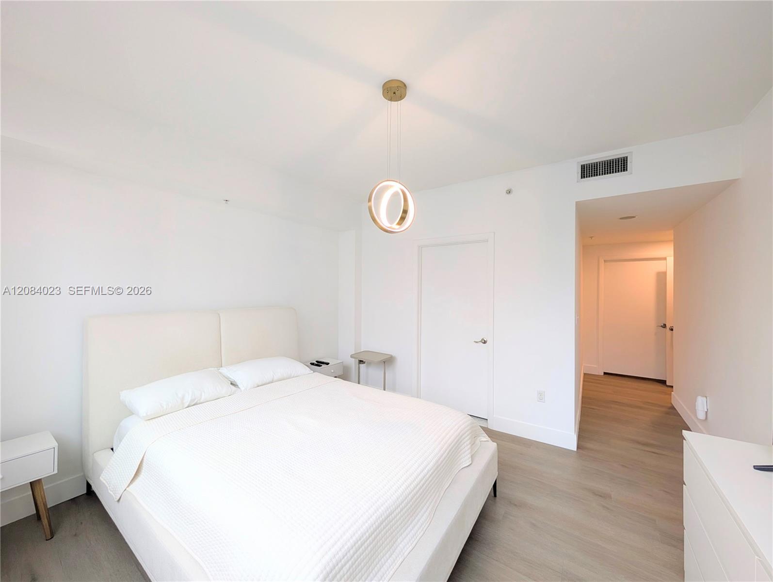 253 NE 2nd Street
