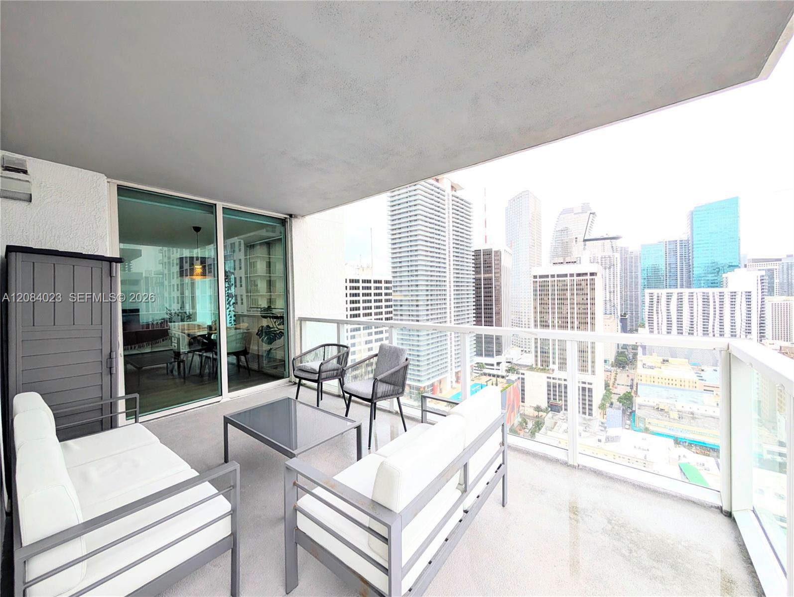 253 NE 2nd Street