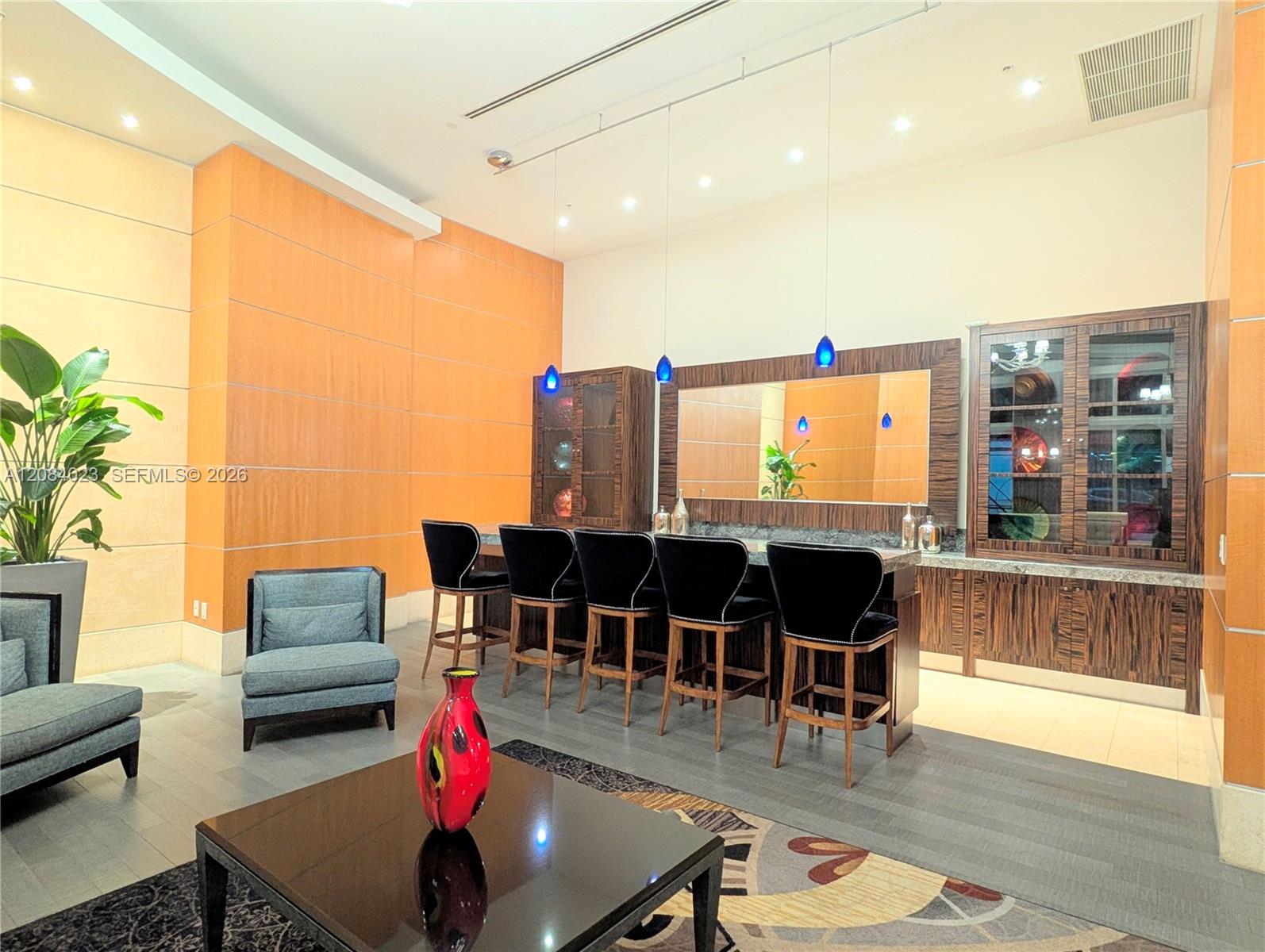 253 NE 2nd Street