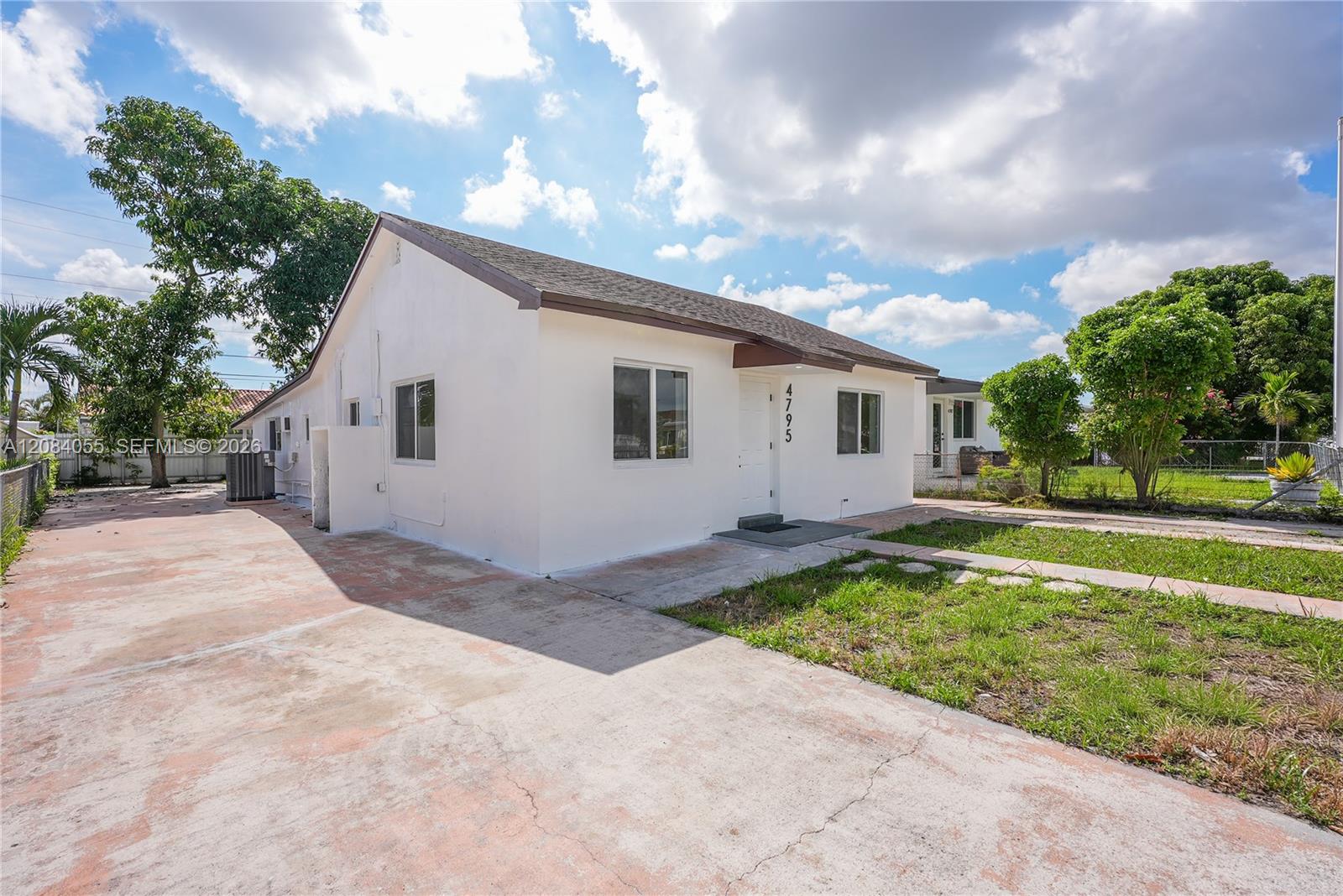4795 E 8th Court