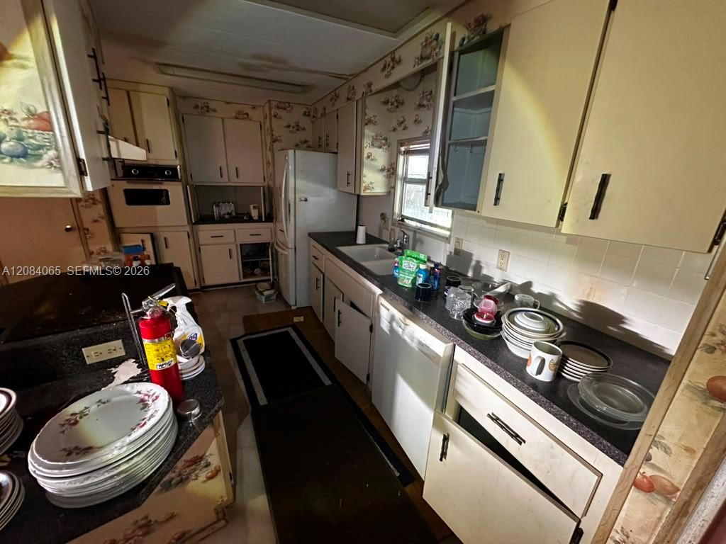 47008 Aquadilla Bay gallery image #35