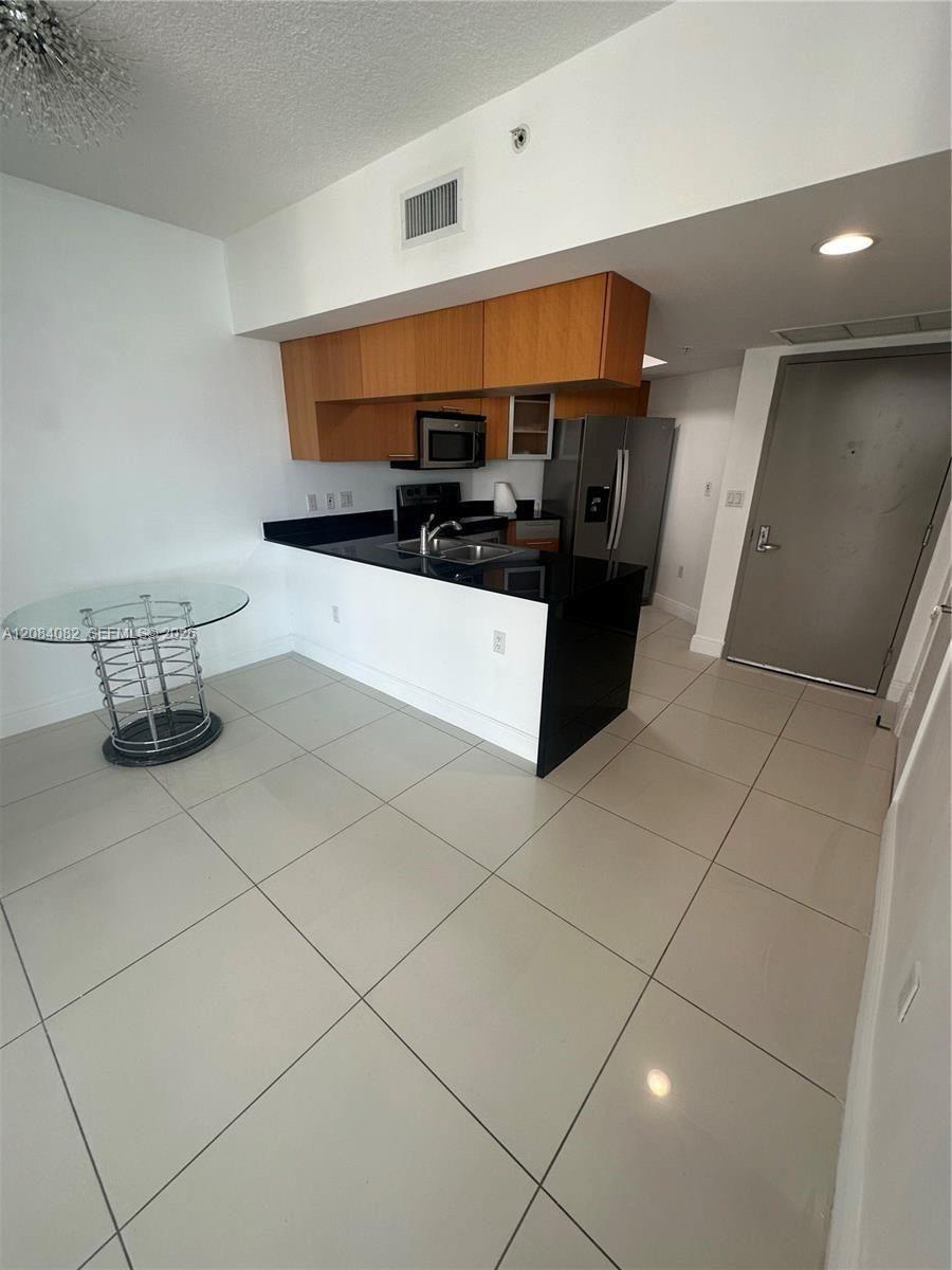 1750 N Bayshore Drive
