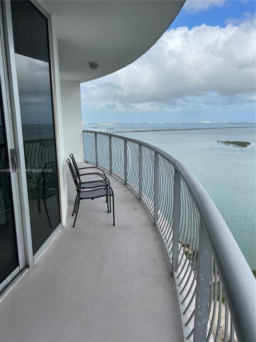 1750 N Bayshore Drive