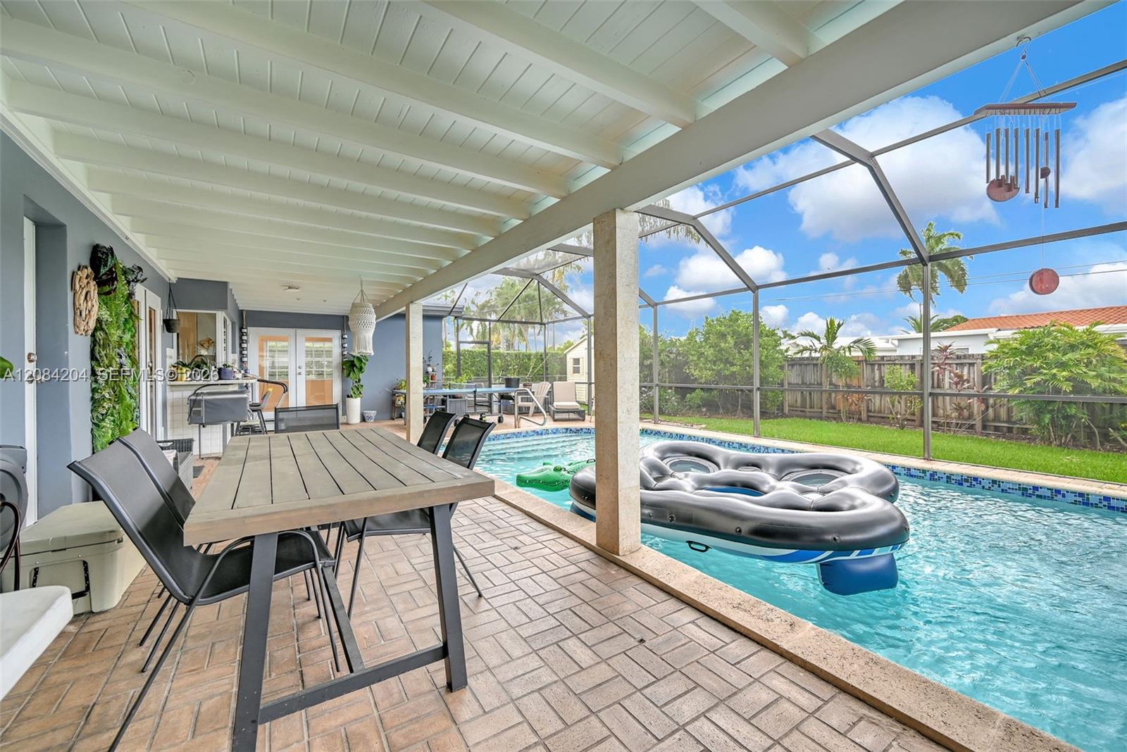 2211 SW 98th Place
