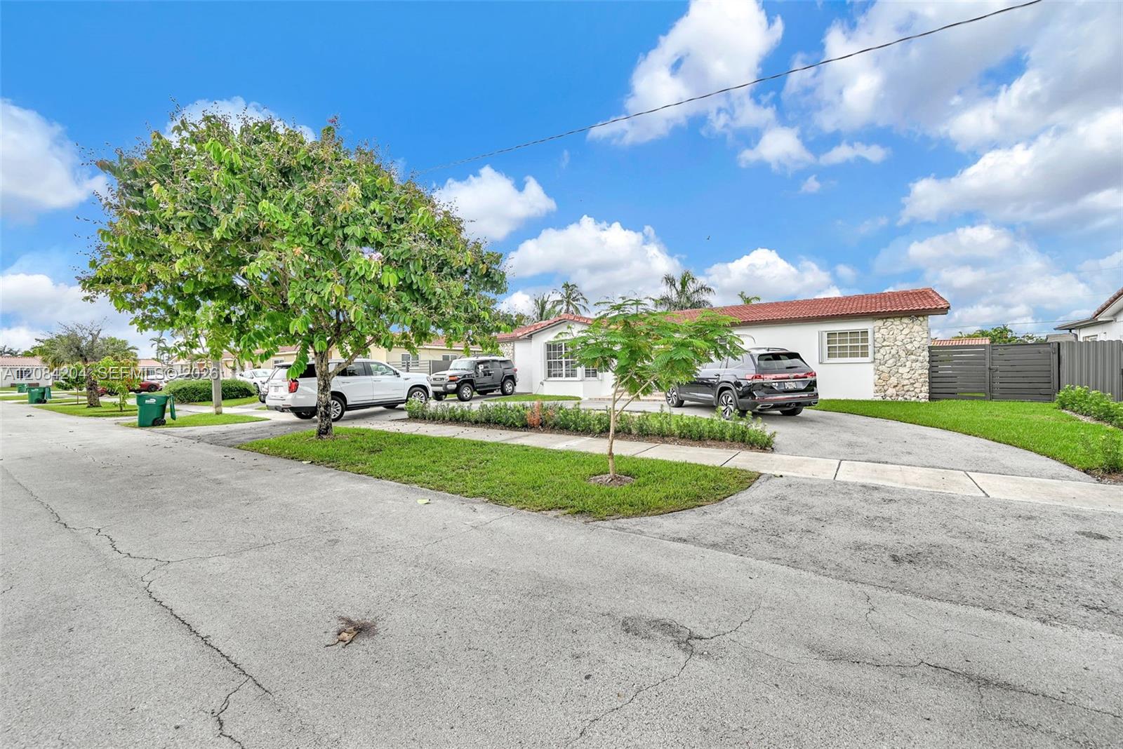 2211 SW 98th Place