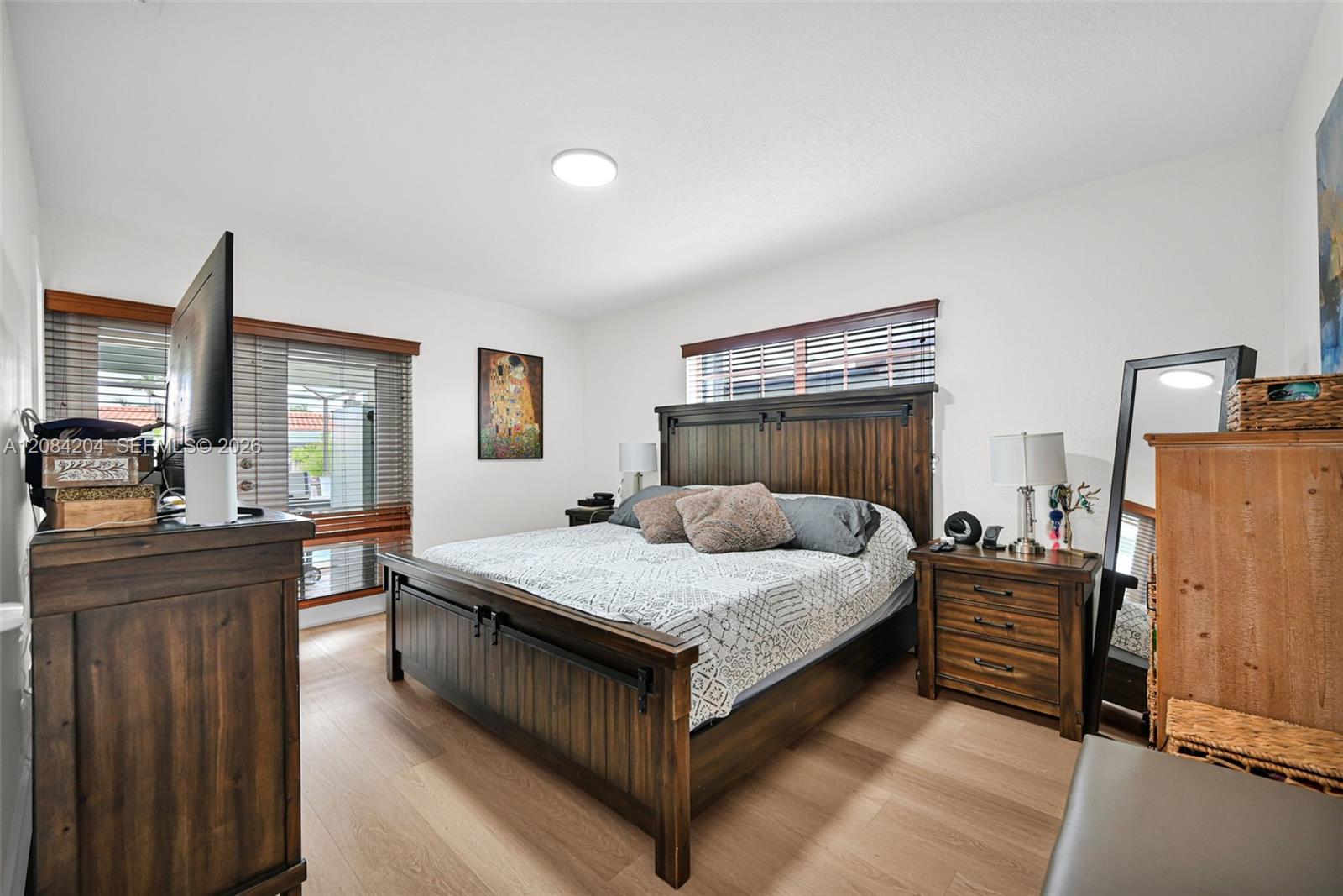 2211 SW 98th Place