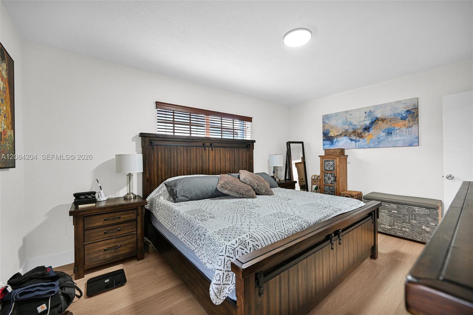 2211 SW 98th Place