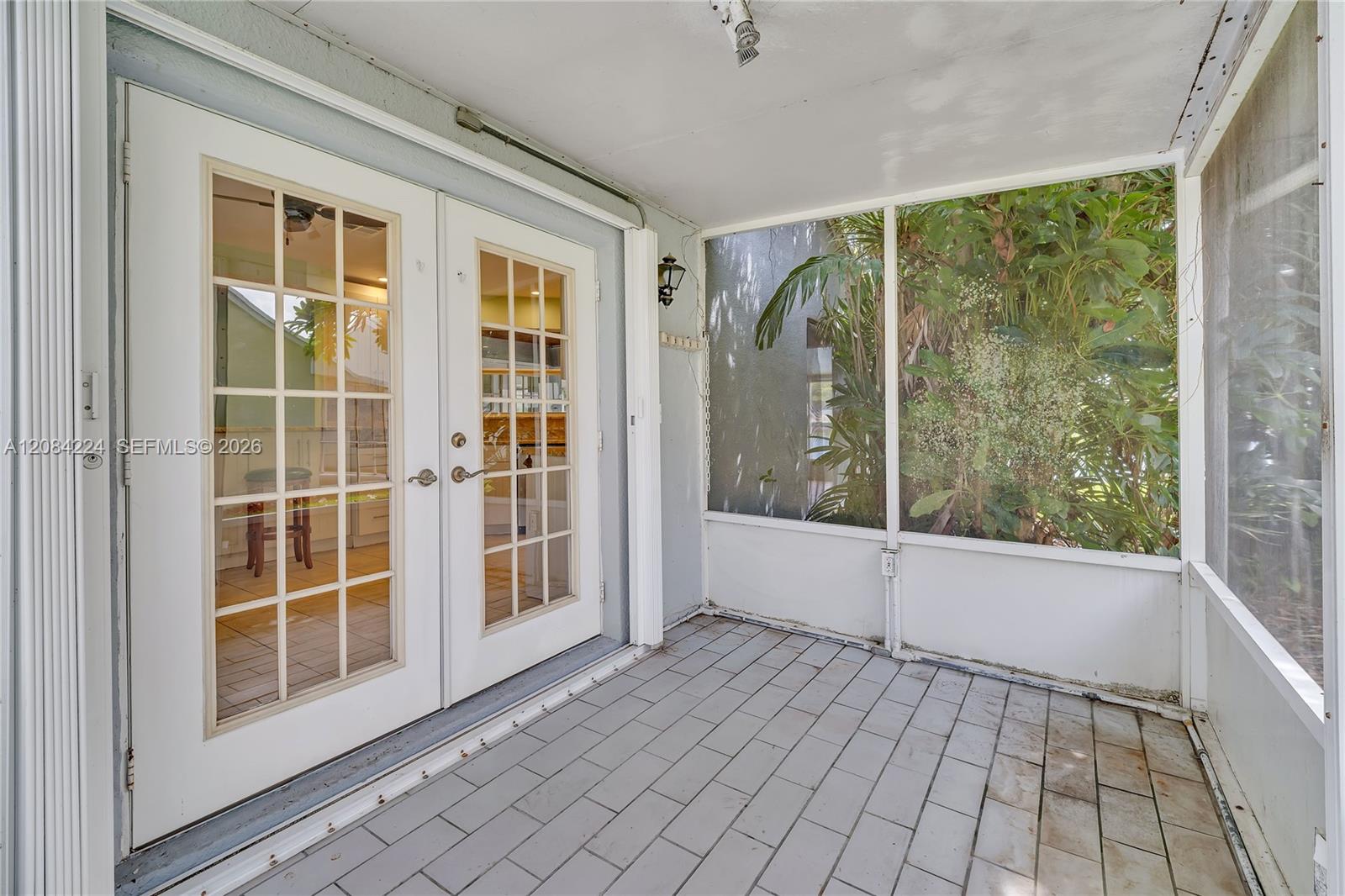 685 SE 25th Lane