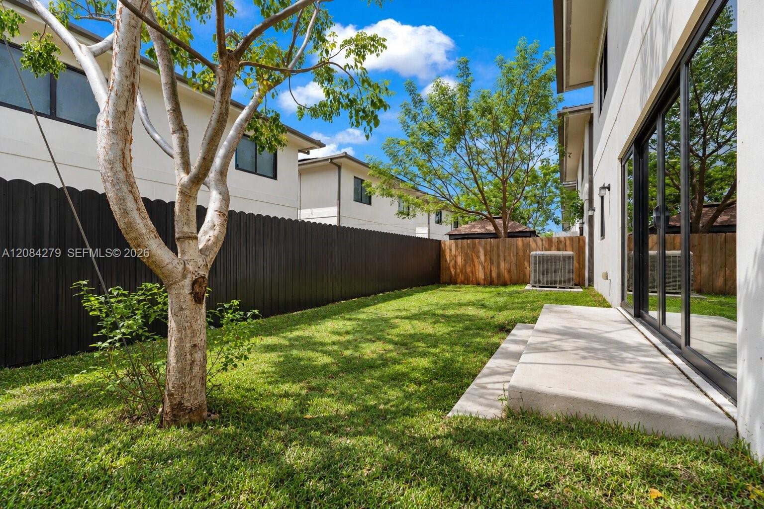 1167 NW 2nd Street