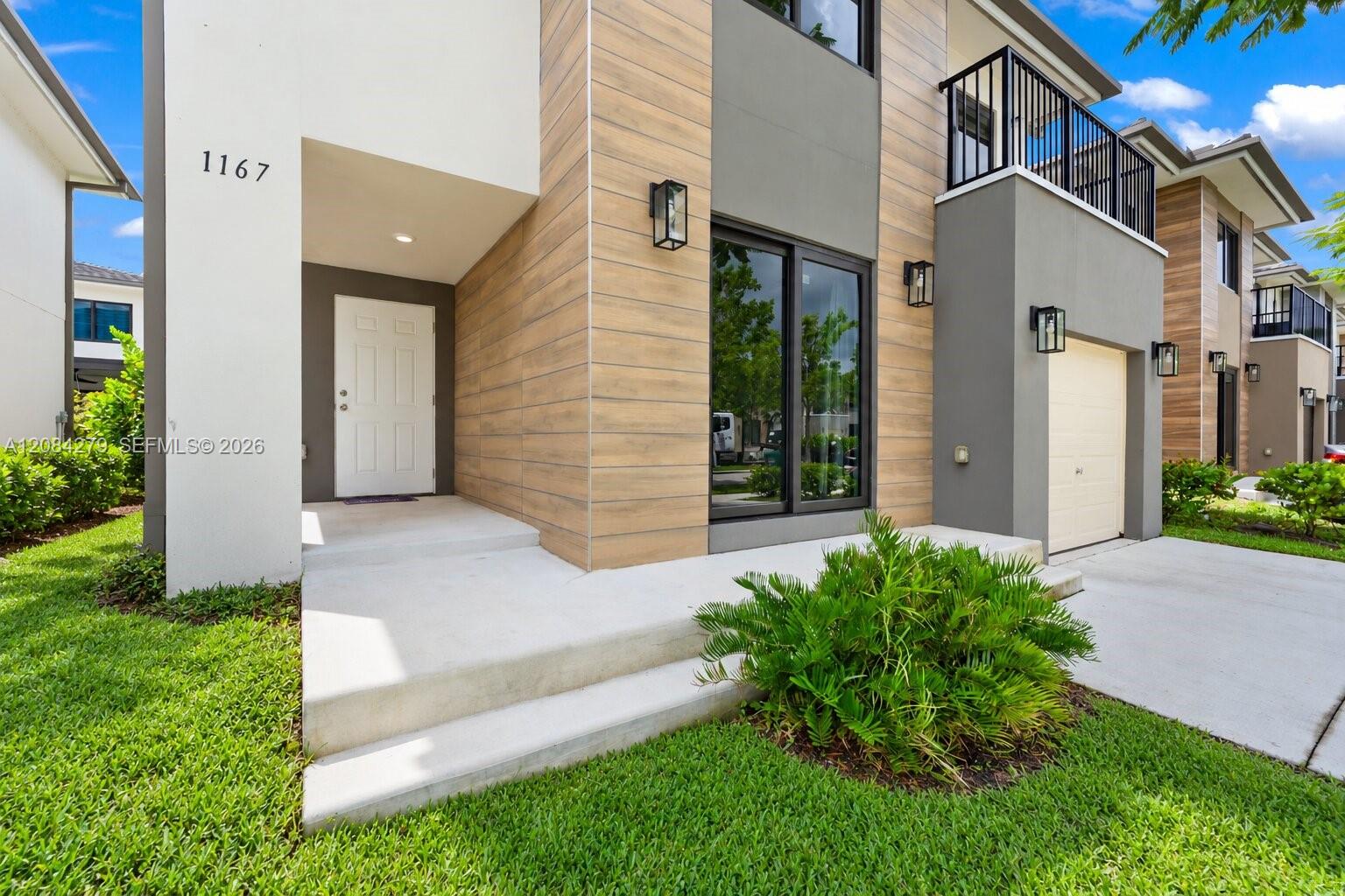 1167 NW 2nd Street