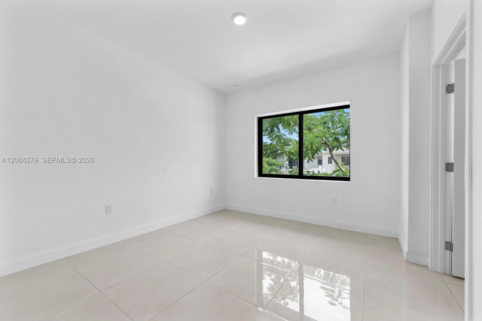 1167 NW 2nd Street