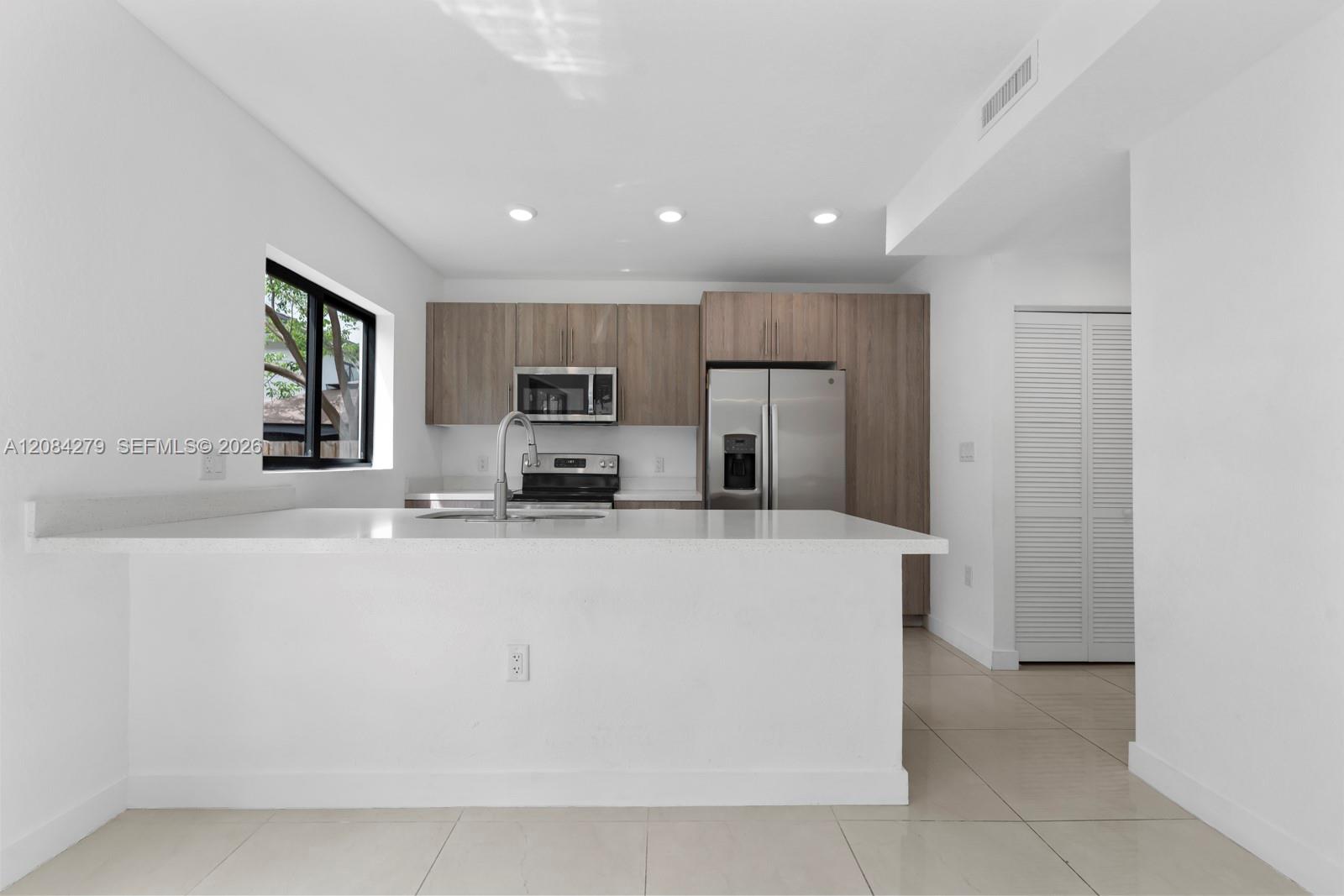 1167 NW 2nd Street