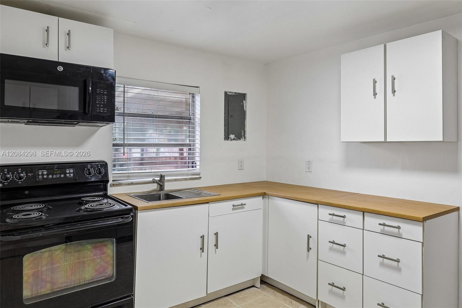 3395 SW 88th Place