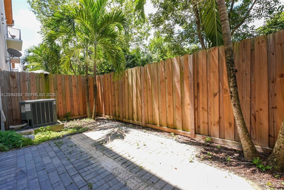 10455 NW 82nd Street