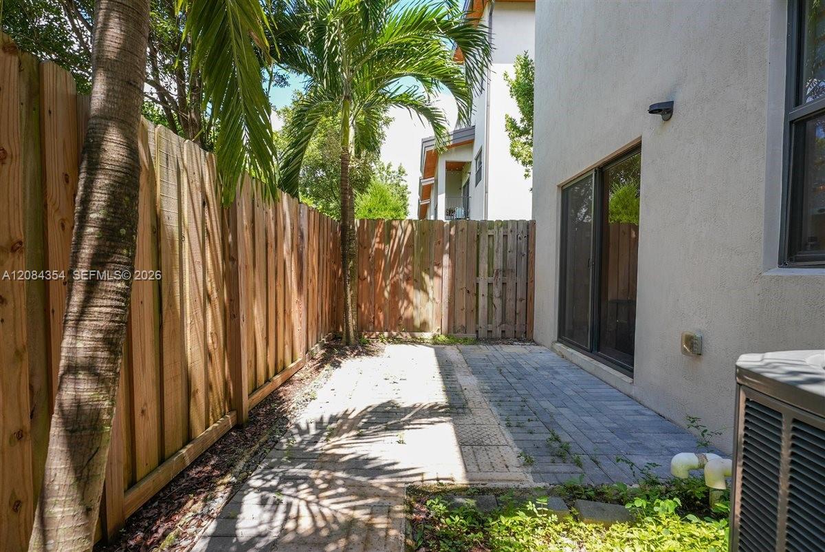 10455 NW 82nd Street