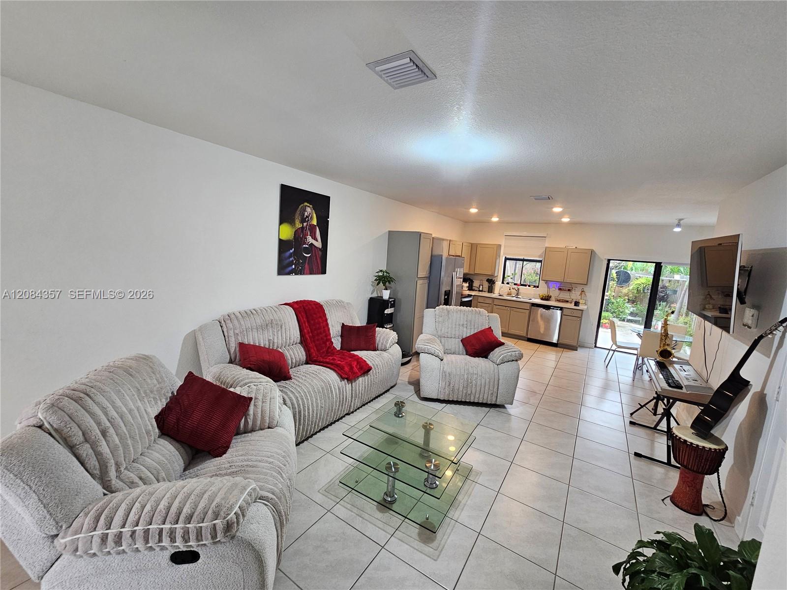 300 NE 12th Street