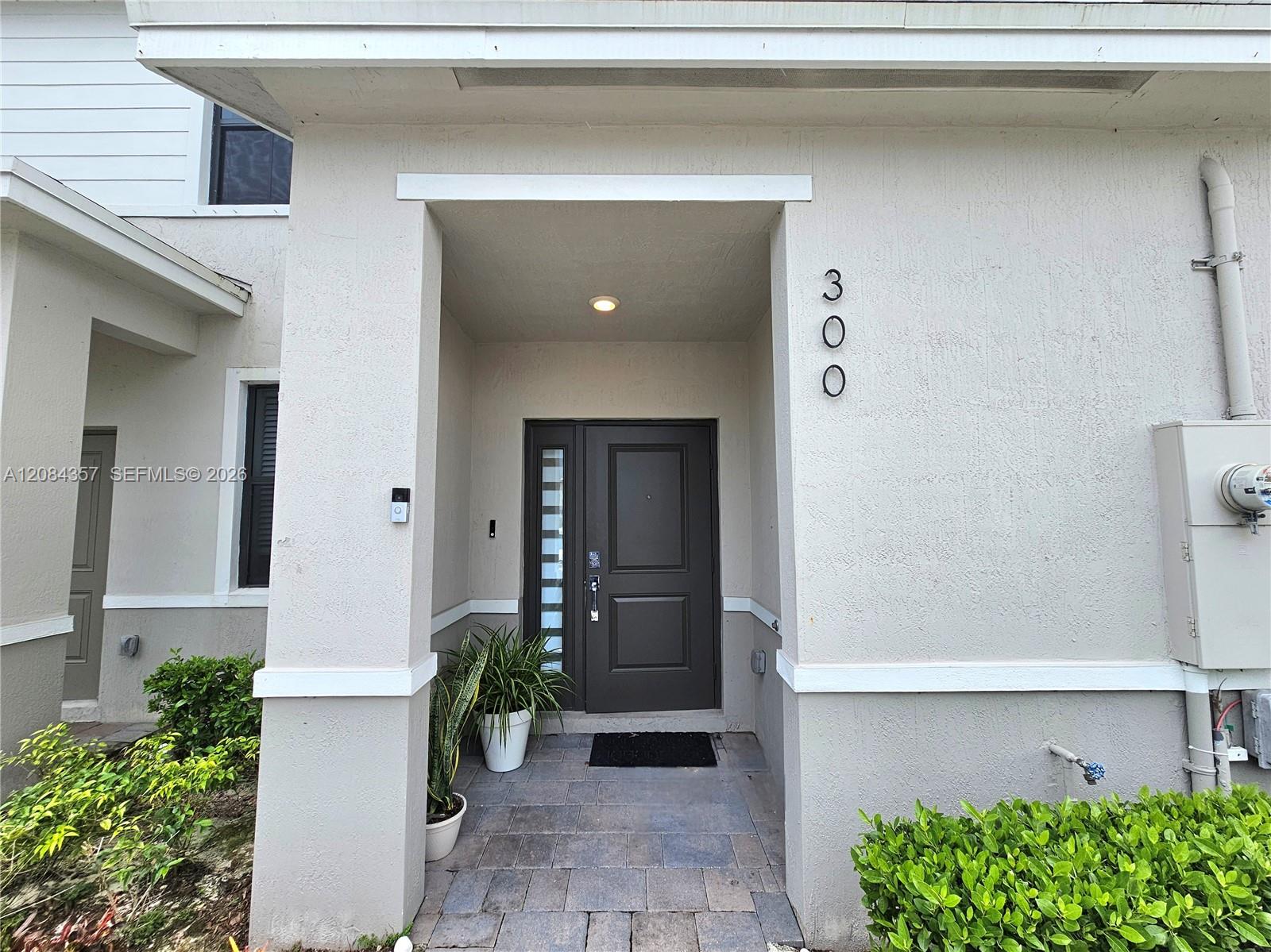300 NE 12th Street