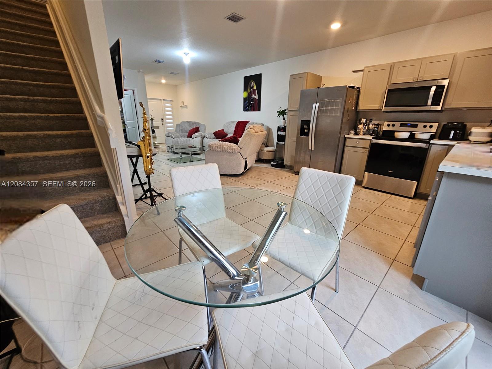 300 NE 12th Street