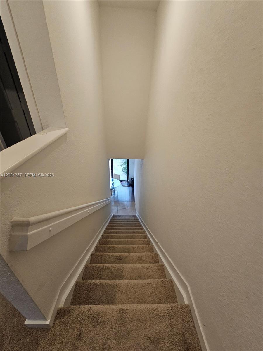300 NE 12th Street