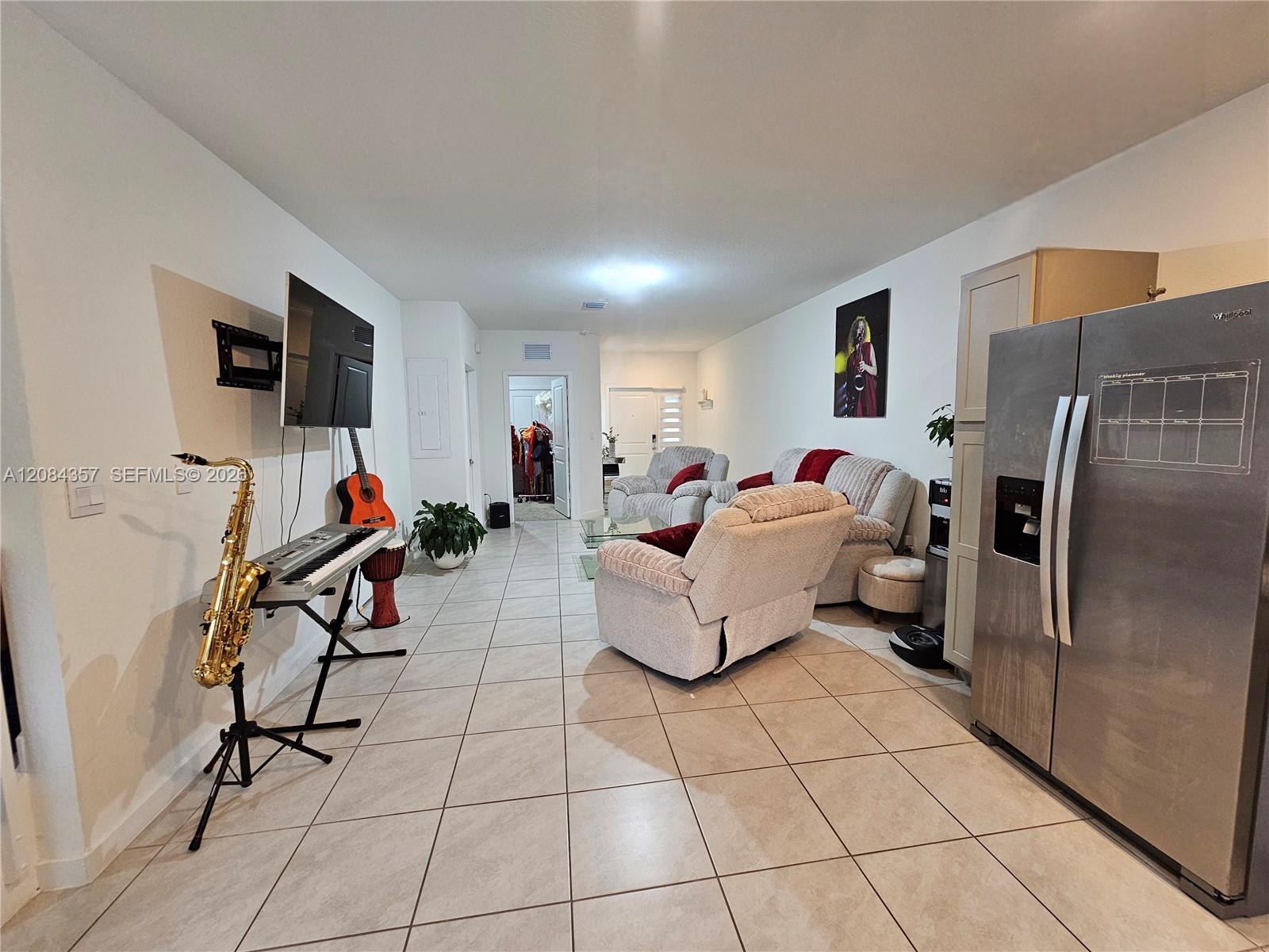 300 NE 12th Street
