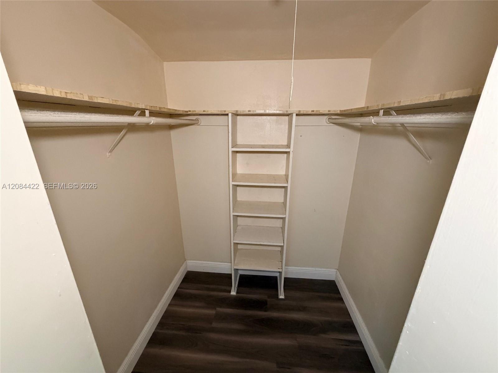 7006 W 17th Court