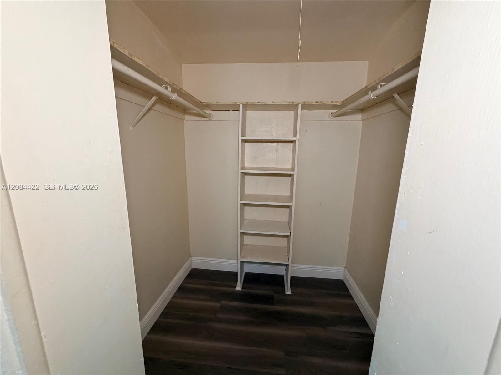 7006 W 17th Court