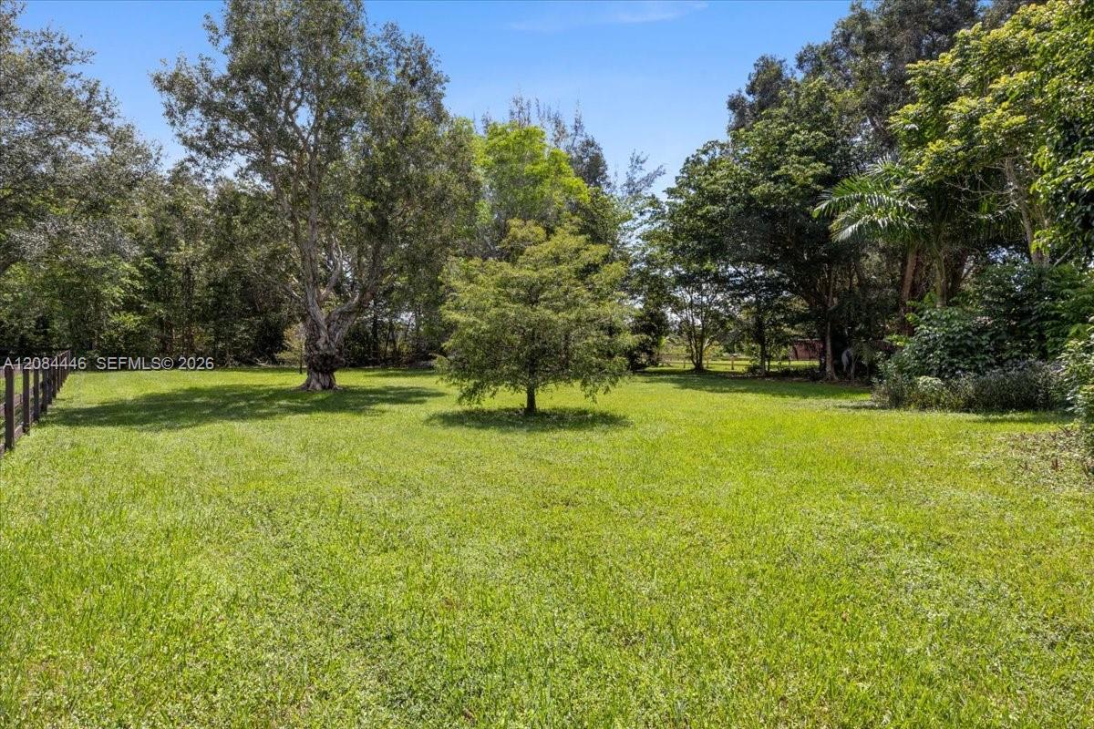 5600 SW 195th Terrace