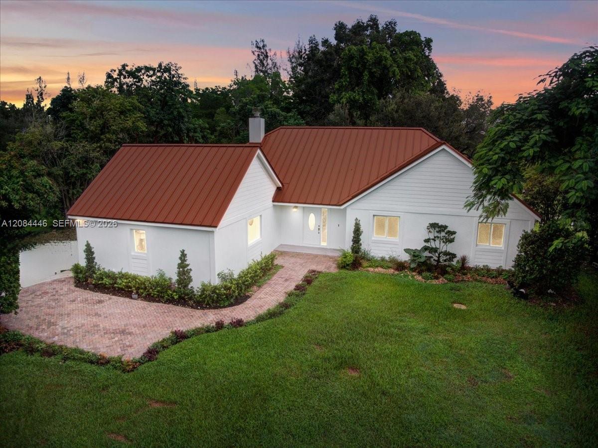 5600 SW 195th Terrace