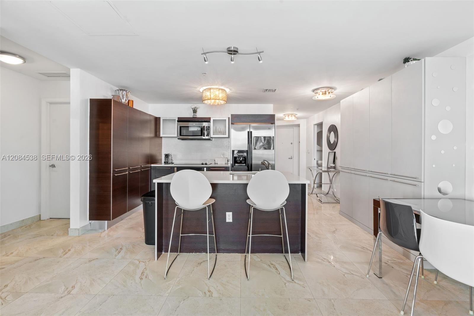1900 N Bayshore Drive