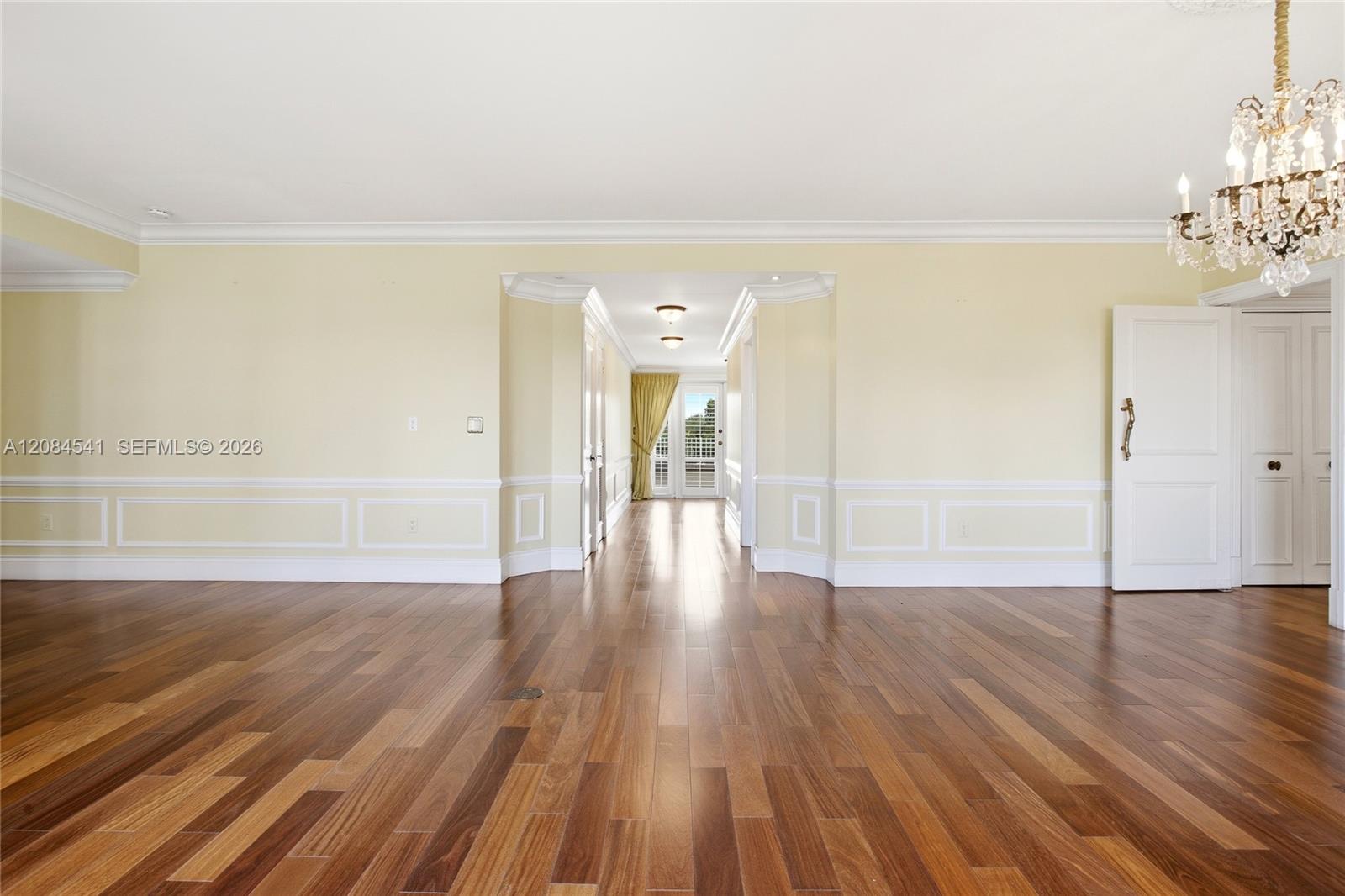 2600 Segovia Street