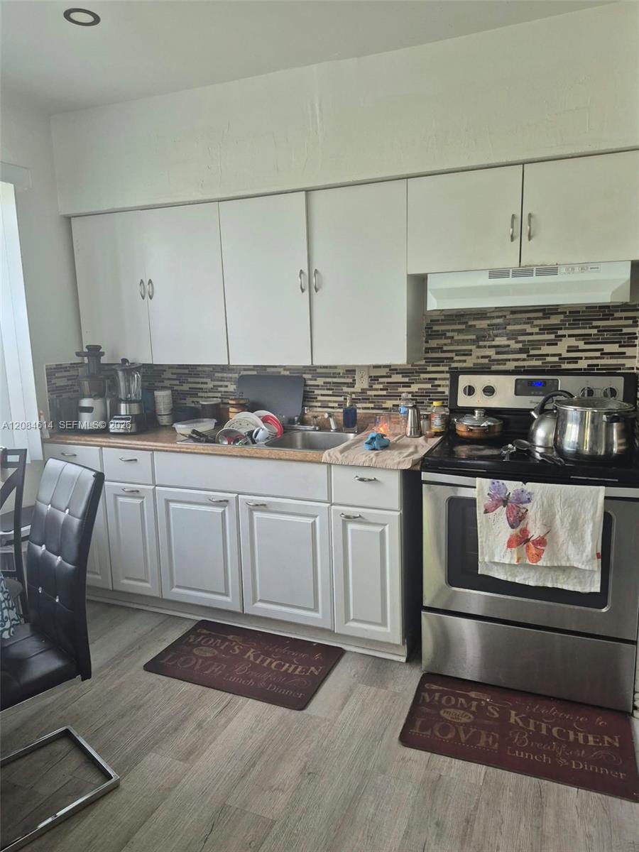 3810 NW 195th Street