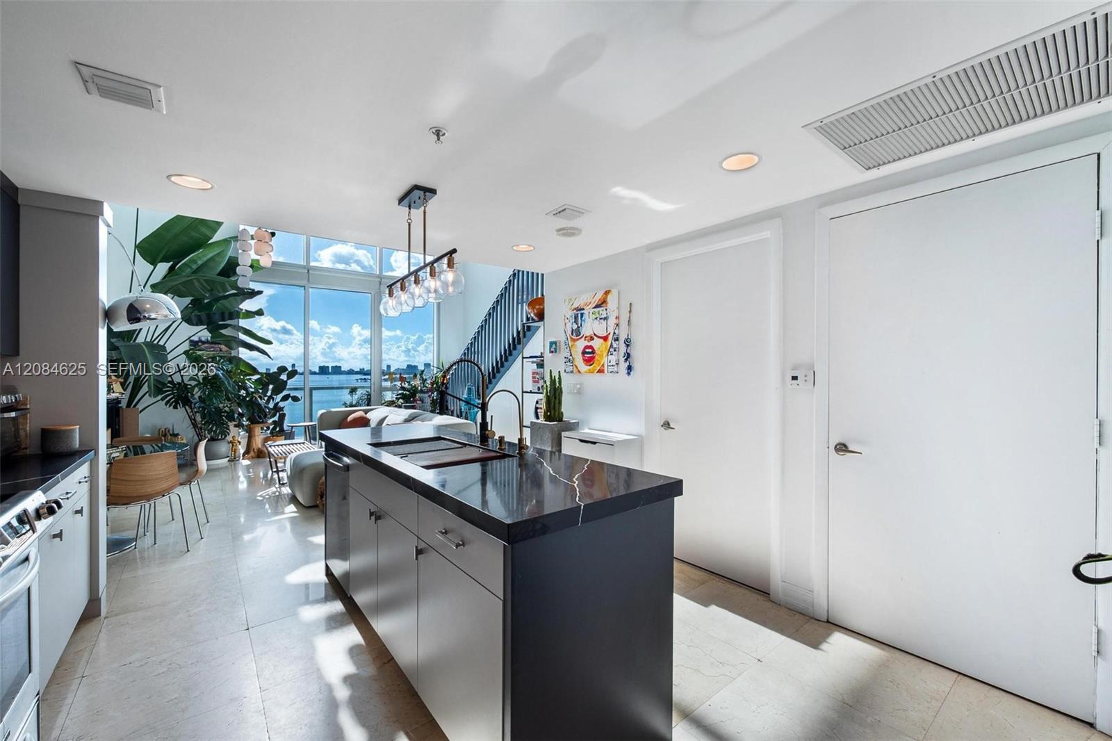 665 NE 25th Street