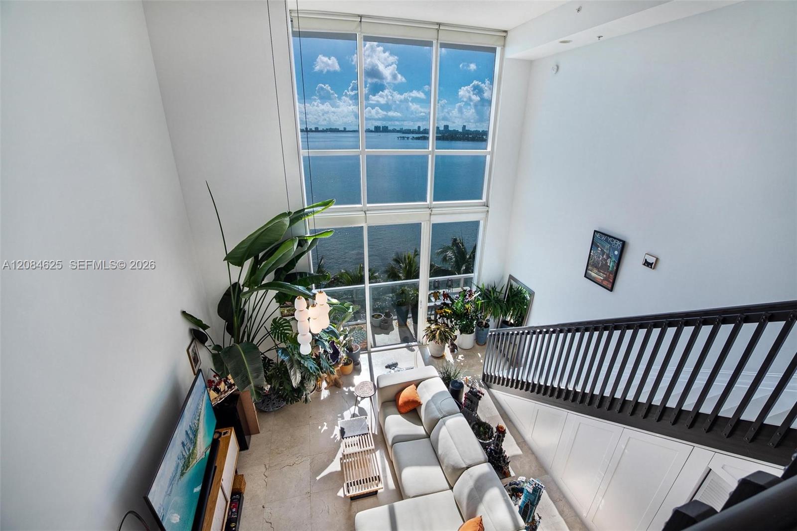 665 NE 25th Street
