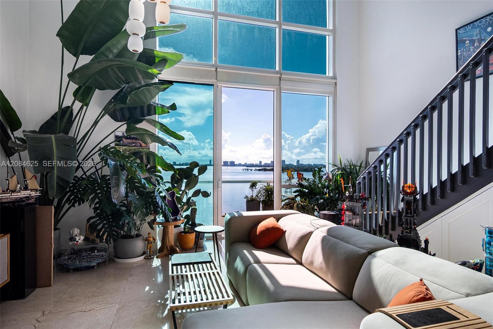 665 NE 25th Street