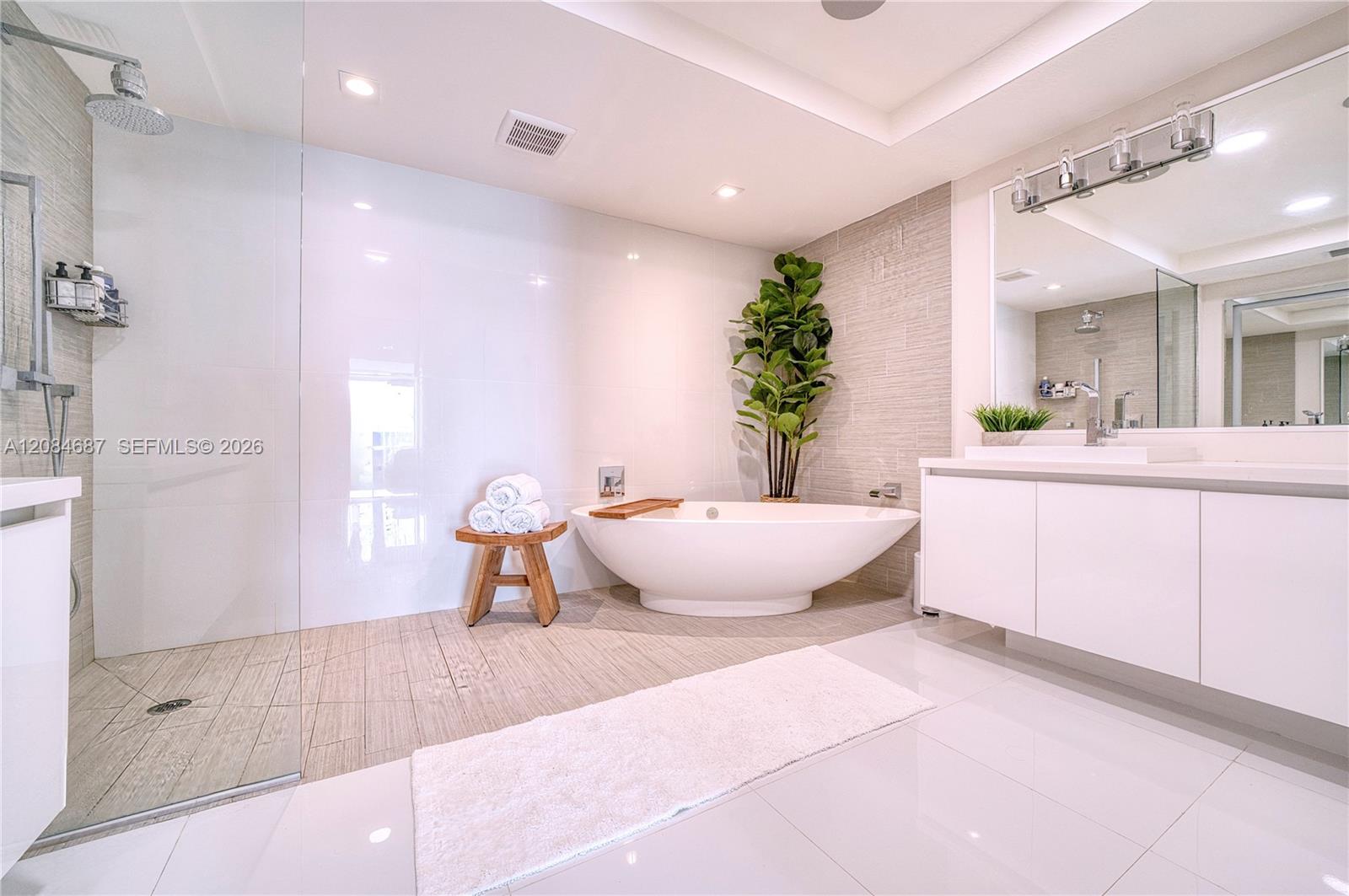 300 Sunny Isles Boulevard