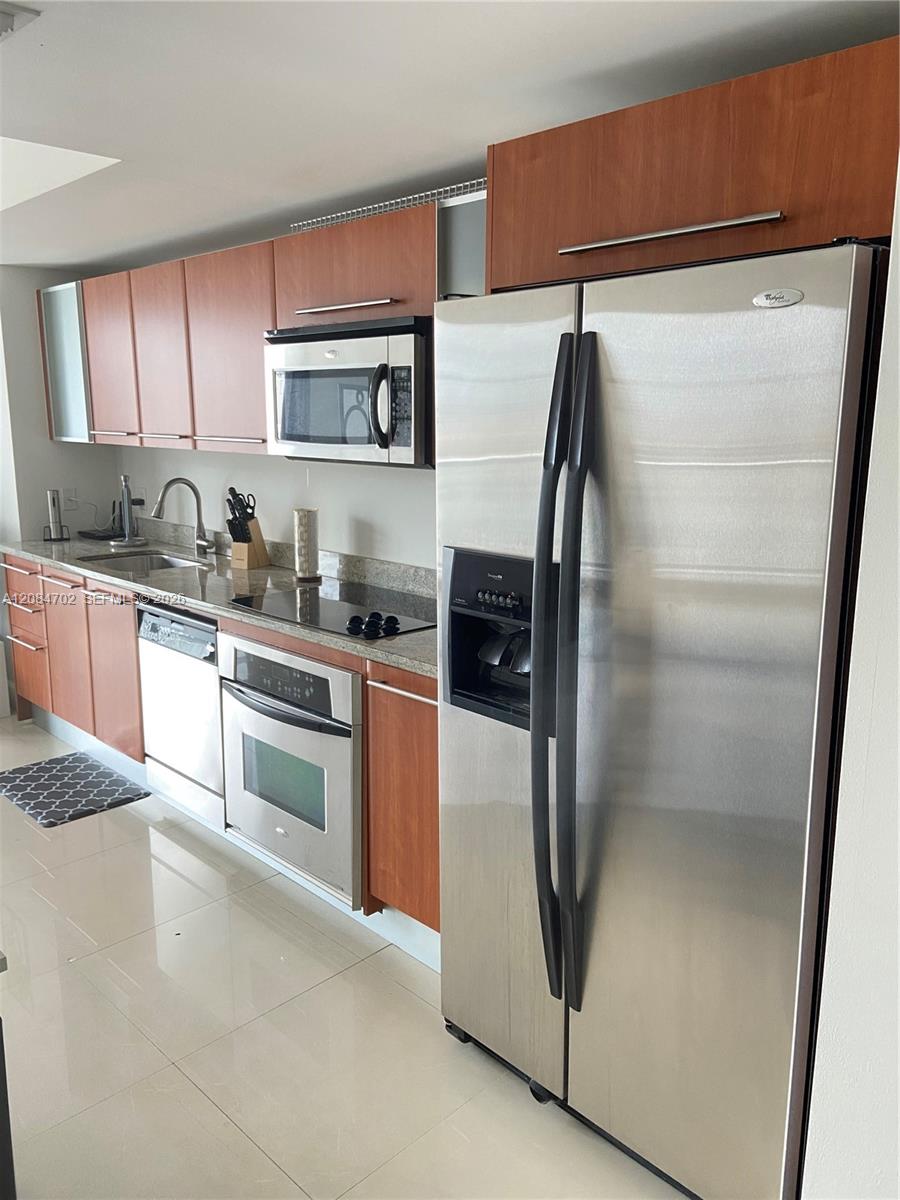 185 SW 7th Street