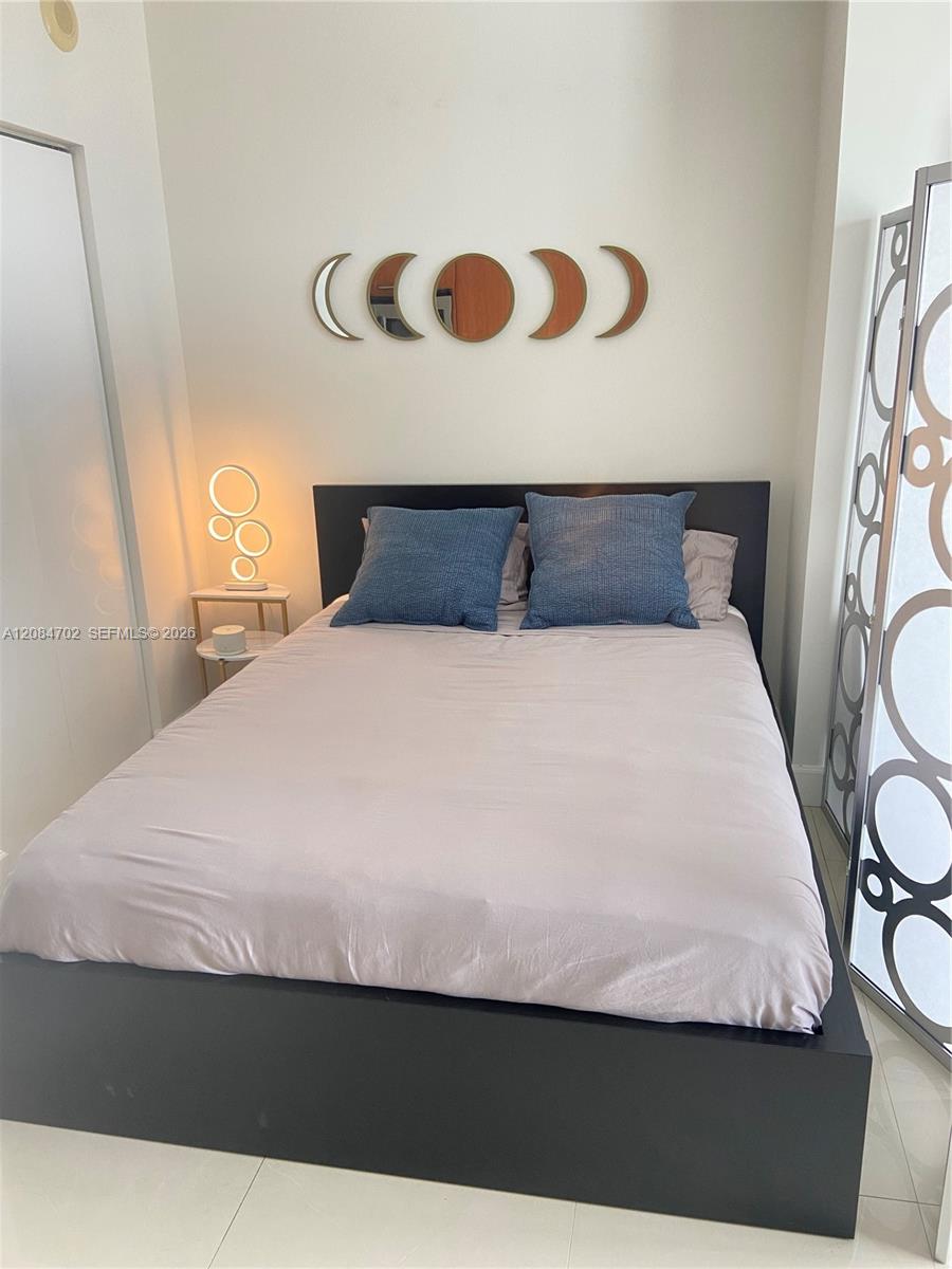 185 SW 7th Street