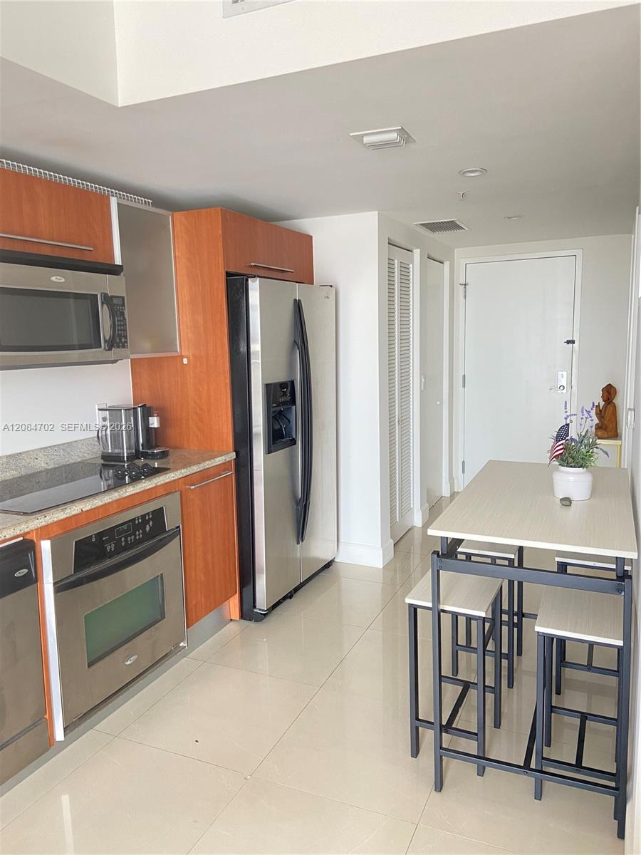 185 SW 7th Street