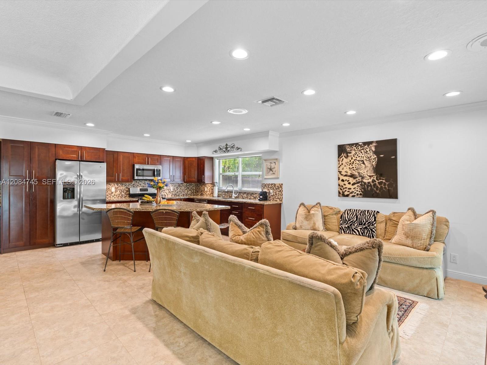 731 NW 4th Court