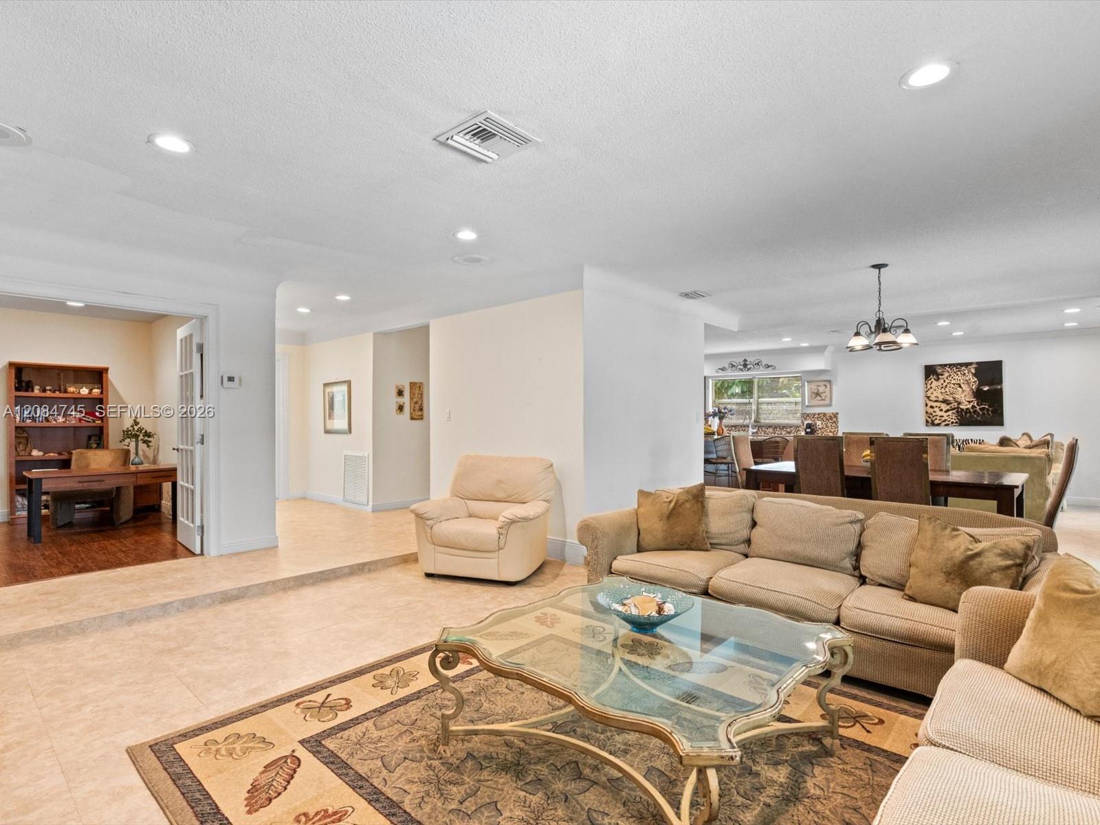 731 NW 4th Court