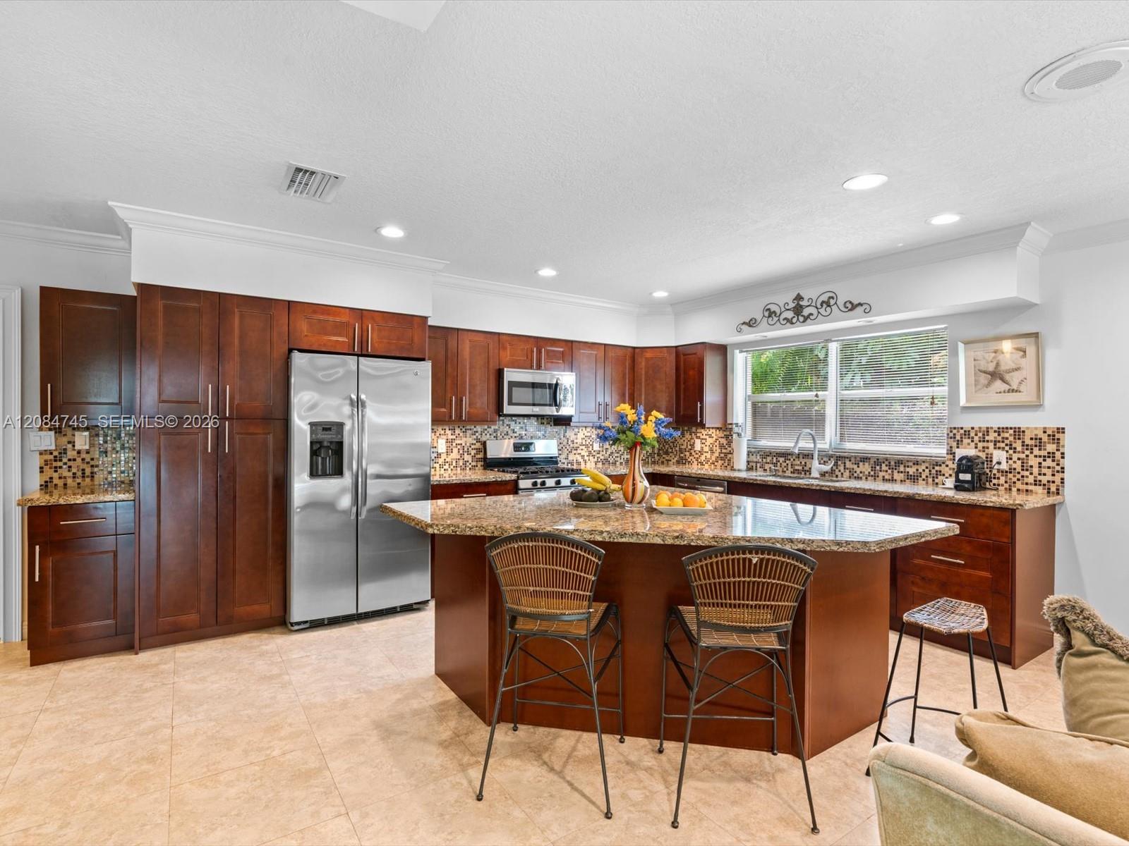 731 NW 4th Court
